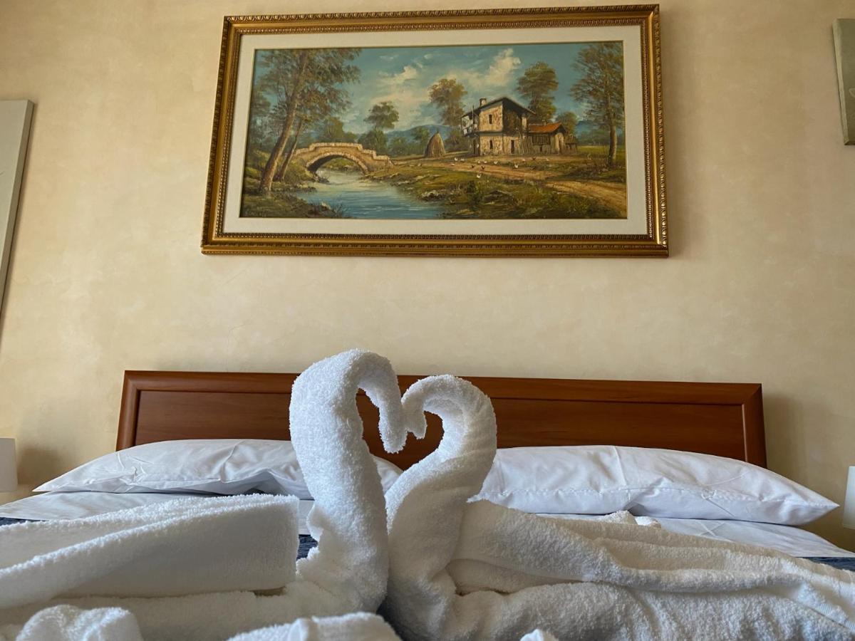 Casa Giovanna Роцано Екстериор снимка